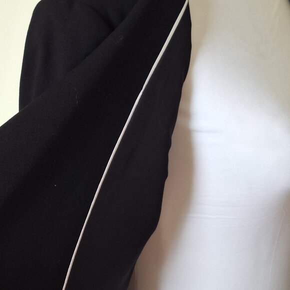 VINCE CAMUTO BLAZER BLACK SIZE 10 - Picture 5 of 5